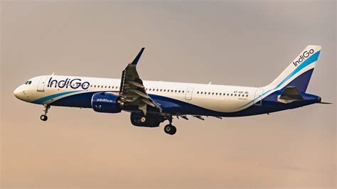 Flight history for IndiGo flight 6E9072 .